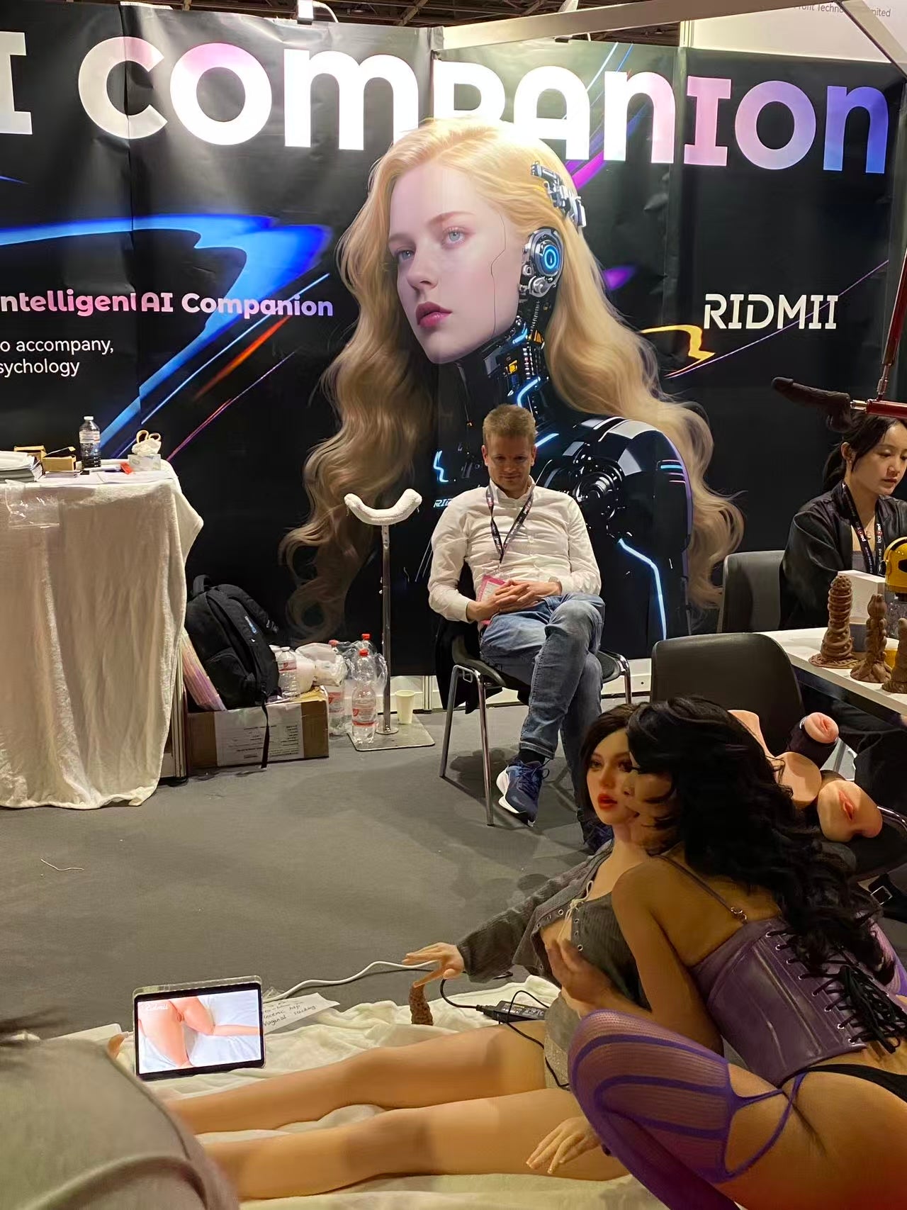 2025 Germany Venus Expo Sample EU Stock - RIDMII Unique Design Fiora 164cm #1130E Silicone ROS Head Sex Doll TPE Body Orlal Sex Adult Love Doll 2 In 1 Vagina Sucking + Auto Wigging Function with Clothes